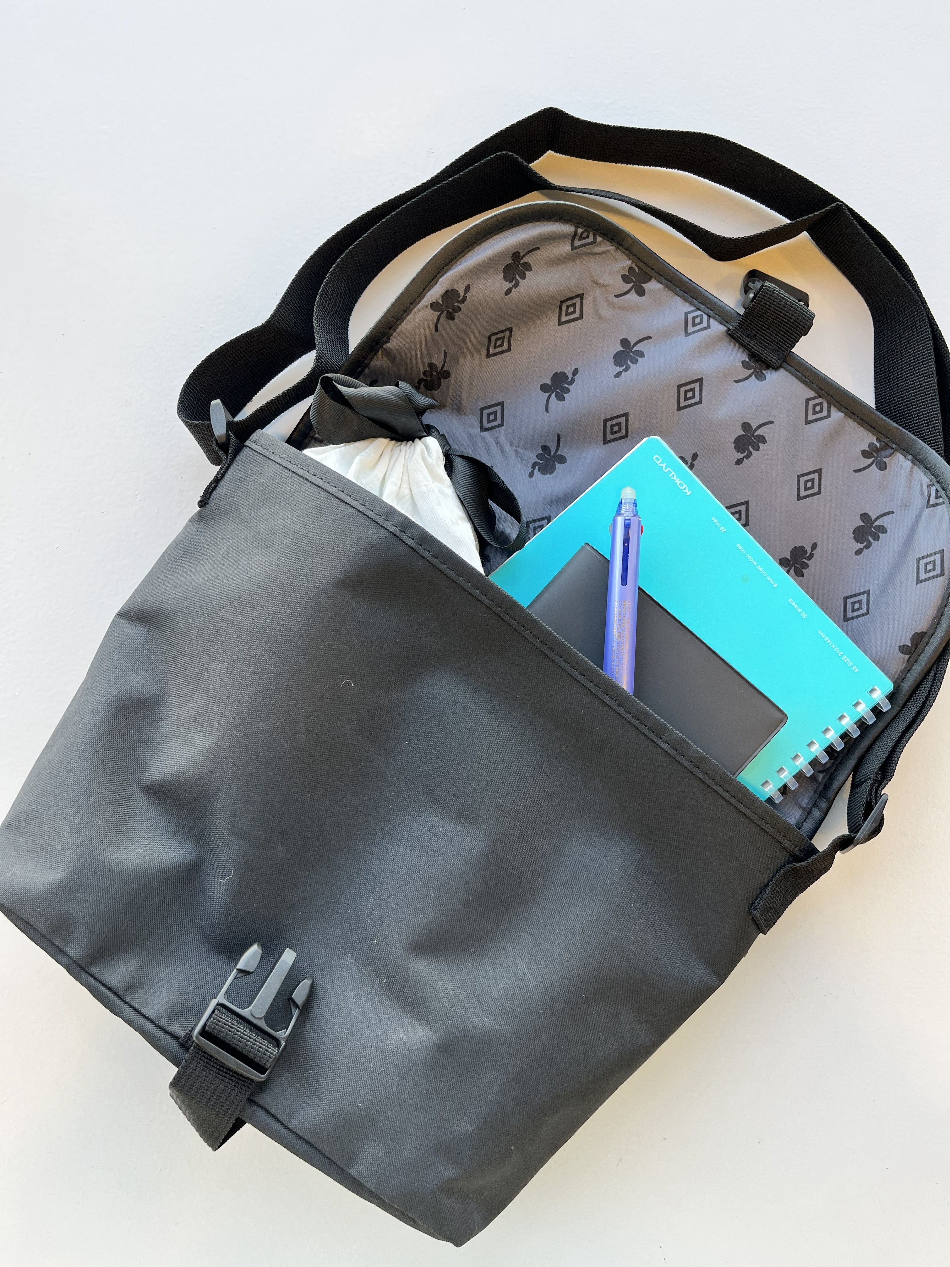 大人のおしゃれ手帖｜定期購読 - 雑誌のFujisan